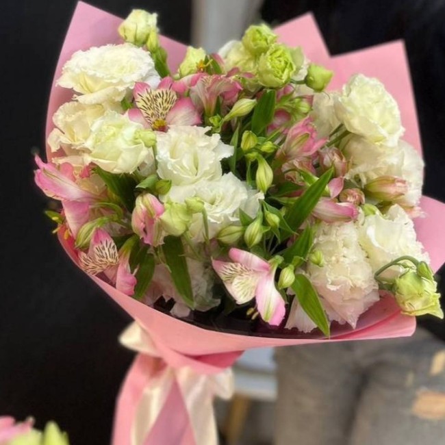 Букет цветов "Конфетти" Букет цветов "Конфетти"